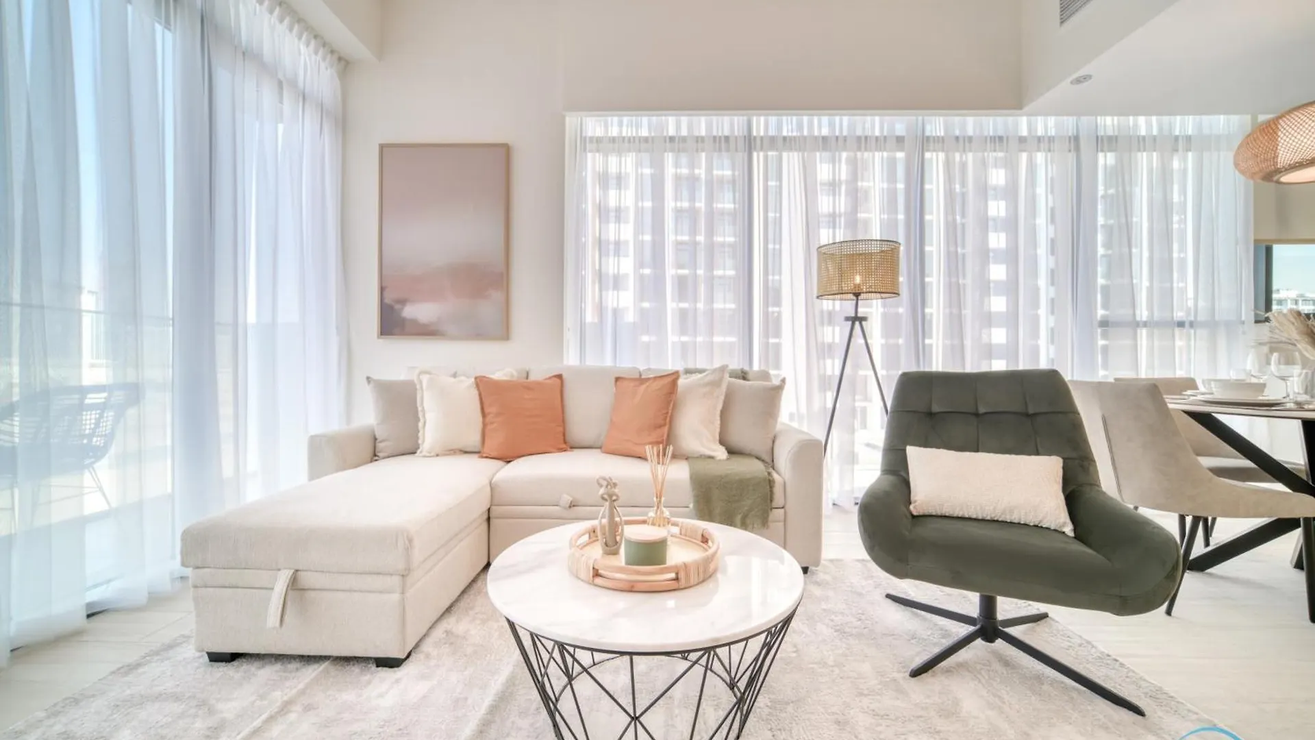 Decent 1Br At Azizi Riviera 17, Al Merkadh By Deluxe Holiday Homes location