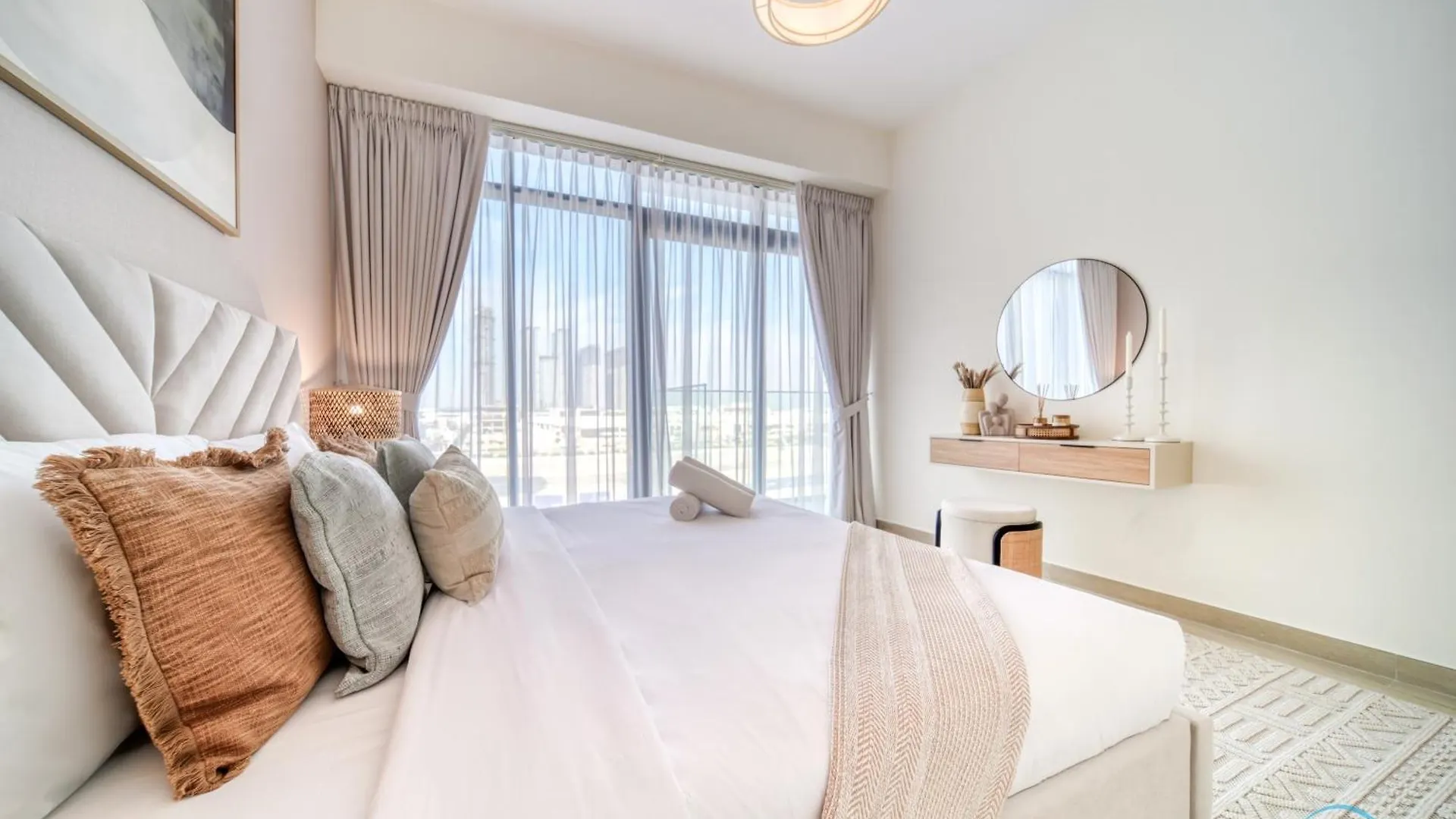 Decent 1Br At Azizi Riviera 17, Al Merkadh By Deluxe Holiday Homes Dubai 0*,