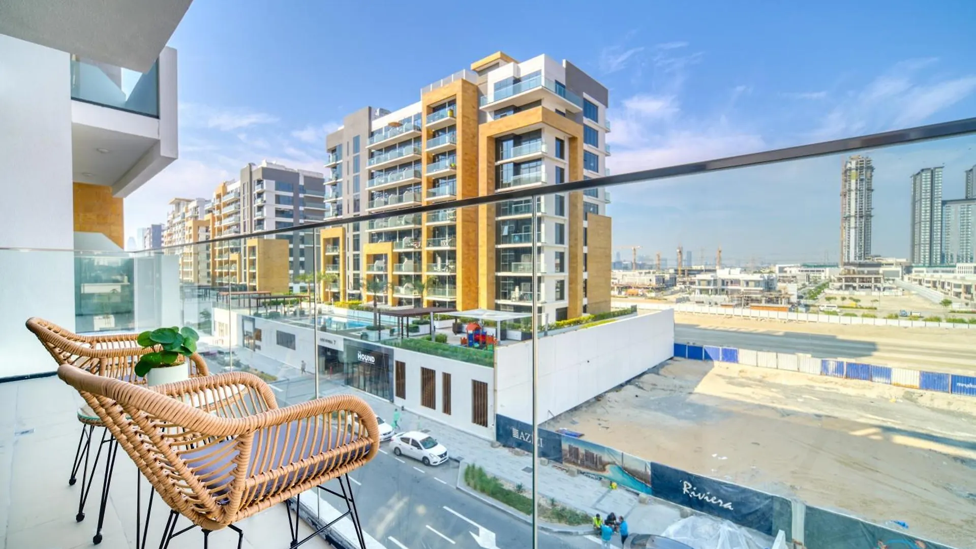 Apartment Decent 1Br At Azizi Riviera 17, Al Merkadh By Deluxe Holiday Homes Dubai United Arab Emirates