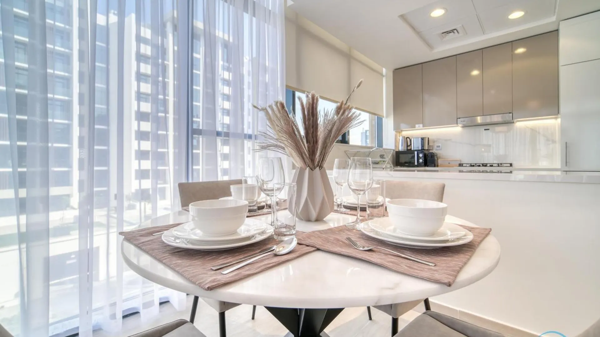 Apartment Decent 1Br At Azizi Riviera 17, Al Merkadh By Deluxe Holiday Homes Dubai